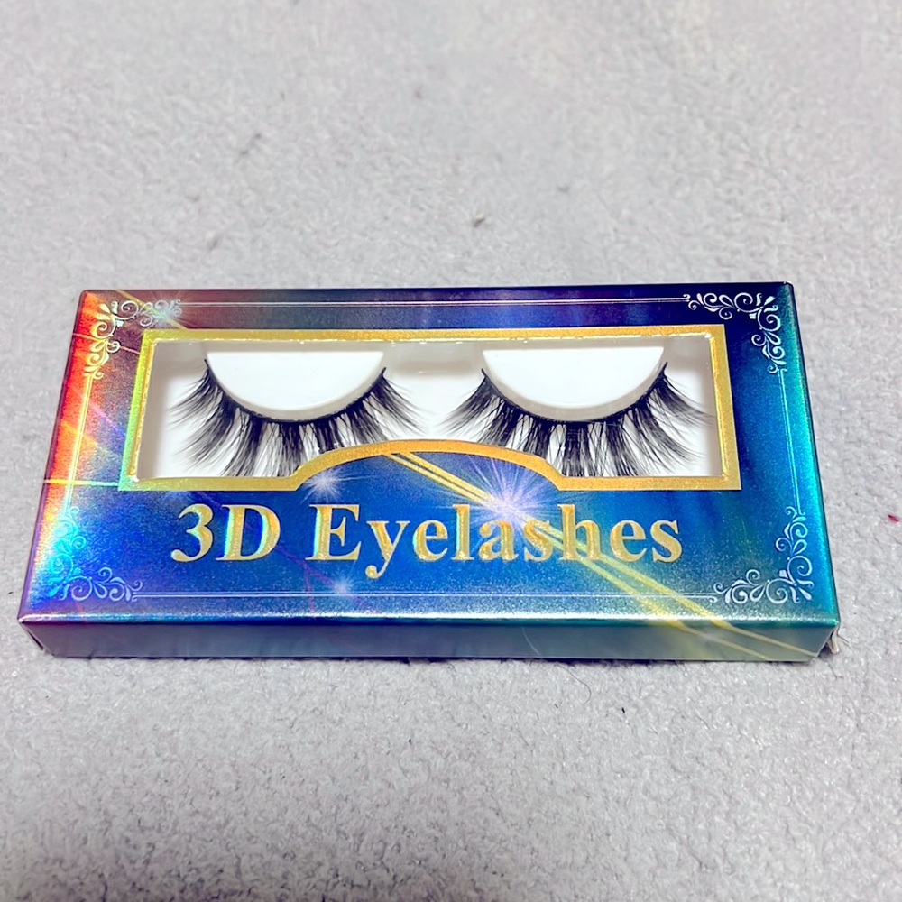 Eye lashes!